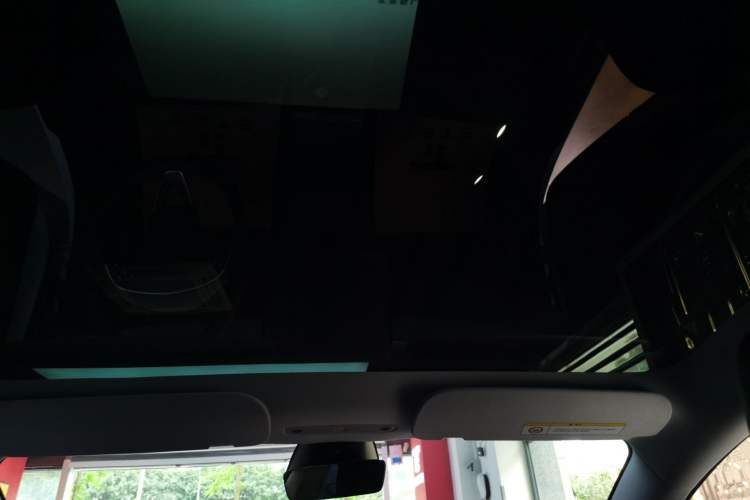 Used Tesla Model 3 2023 Long-Range All-Wheel-Drive Version