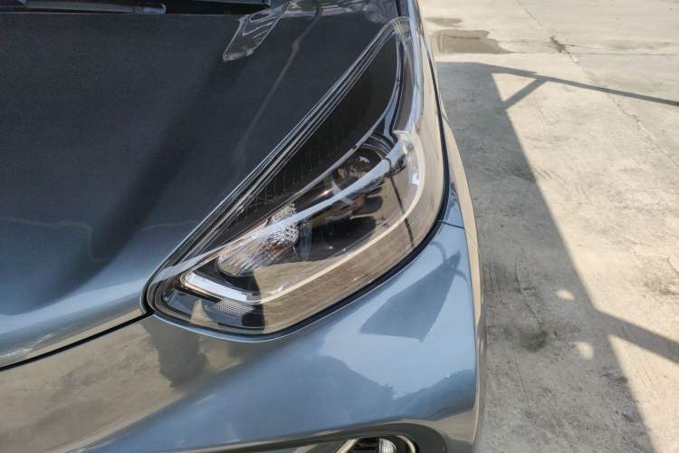 Used Chery QQ Little Ant 2022 Restyled Version Sweet Pink Edition Half-Sugar Version 30.6 kWh 30 kW 301 km Left Front Headlight