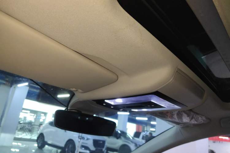 Used Volkswagen Passat 2023 Facelift 330TSI Luxury Edition
