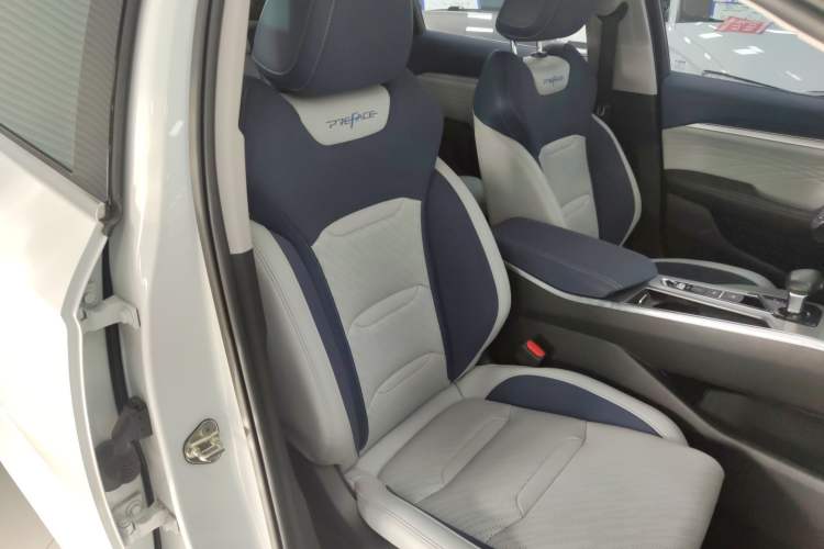 Used Geely Auto Preface 2021 2.0TD Luxury Version Right Front Seat