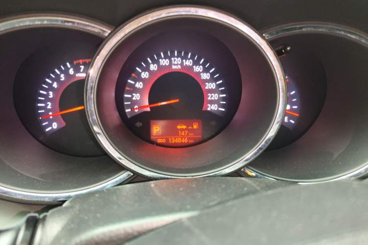 Used Kia Sorento 2012 2.4L Gasoline Supreme Edition Instrument Cluster