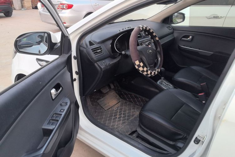 Used Kia K2 2015 Sedan 1.4L Automatic GLS
