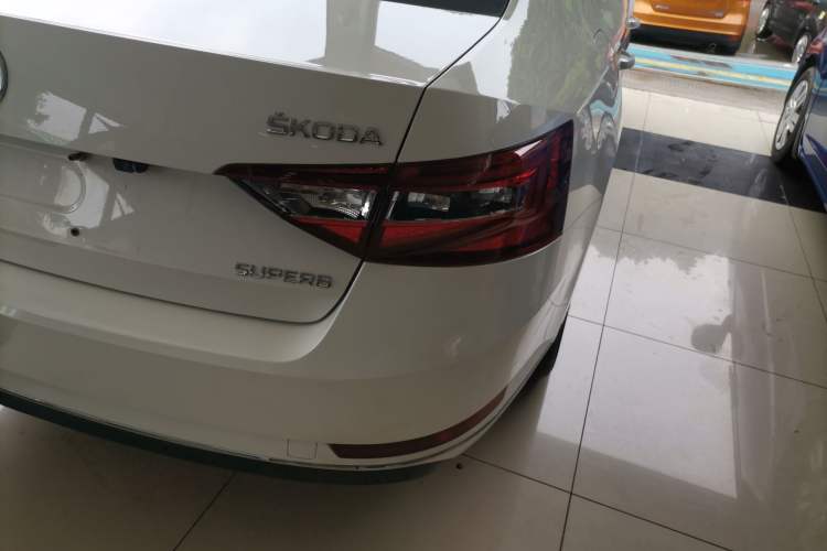 Used Skoda Superb 2016 TSI280 DSG Innovation Edition
