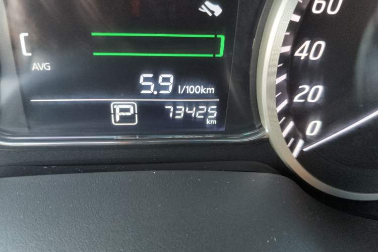 Used Nissan Sylphy 2019 1.6XV CVT Smart Connect Luxury Edition China VI Standard Odometer Close Up