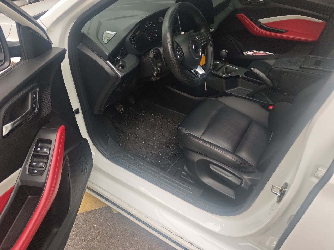 MG 5 2022 180 DVVT Manual Youth Luxury Edition — снимка 16
