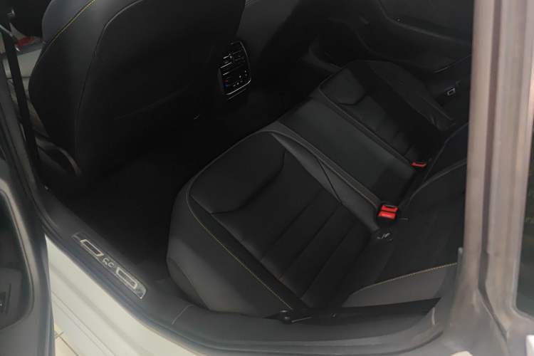 Used Volkswagen FAW-Volkswagen CC 2023 380TSI Striking Edition