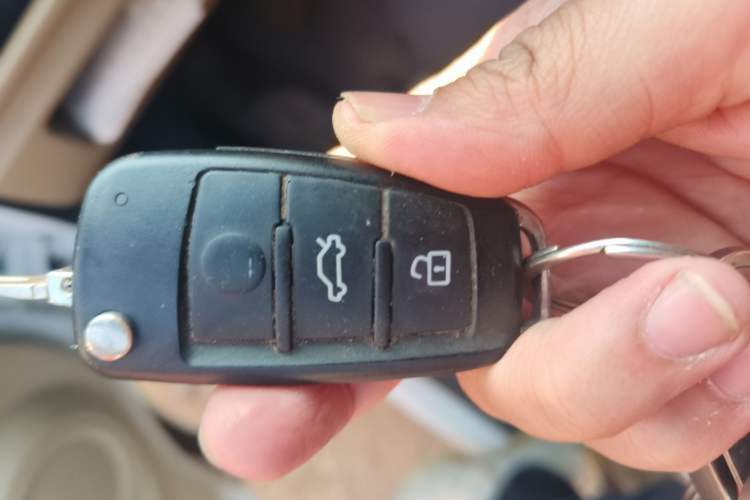 Used Dongfeng Xiaokang C36 2019 1.5L Base Version II China VI DK15
