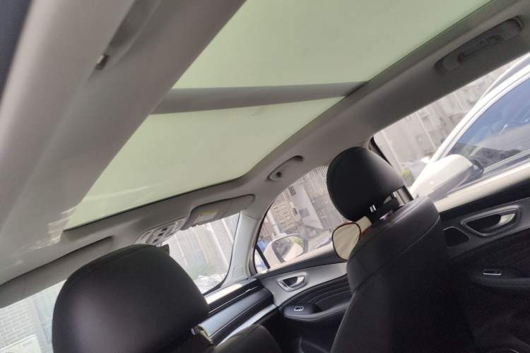 Used Roewe RX5 MAX 2019 300TGI Automatic 4G Connect Luxury Edition Headliner