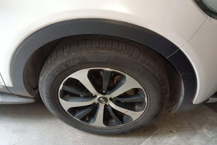 Used Kia Sorento 2015 Sorento L 2.2T Diesel 4WD Elite Edition 7 Seats China IV Standard