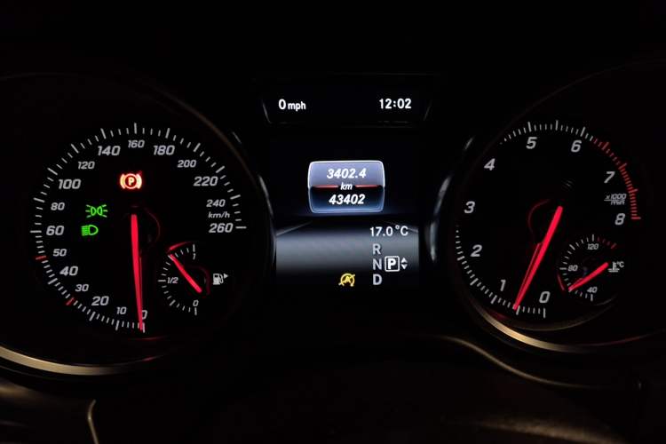 Used Mercedes-Benz GLE 2015 GLE 320 4MATIC Instrument Cluster