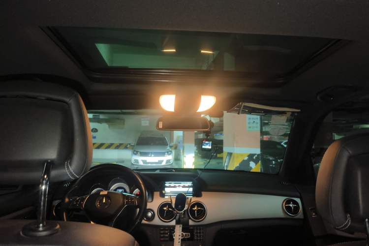 Used Mercedes-Benz GLK-Class 2015 GLK 300 4MATIC Fashion Edition Ultimate Version Headliner