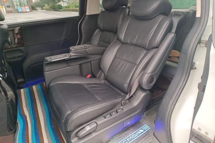 Used Honda Elysion 2016 2.4L Luxury Edition Left Rear Seat