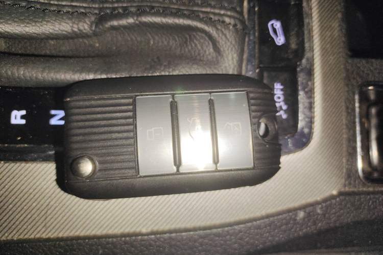 Used Roewe RX5 New Energy 2017 eRX5 50T Hybrid Connected Prestige Flagship Edition Vehicle Key