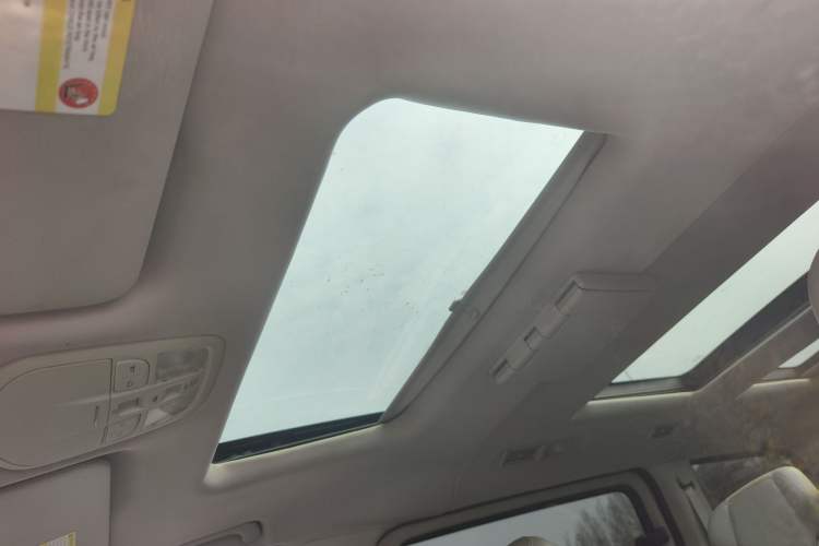 Used SAIC MAXUS G10 2014 2.0T Automatic Luxury Executive Edition