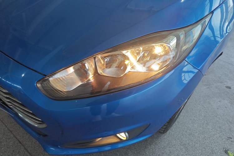 Used Ford Fiesta 2013 Hatchback 1.5L Automatic Fashion Edition