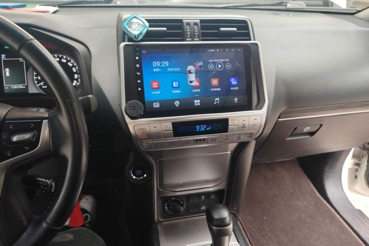 Used Toyota Prado 2018 3.5L Automatic TX-L Audio And AC Panel