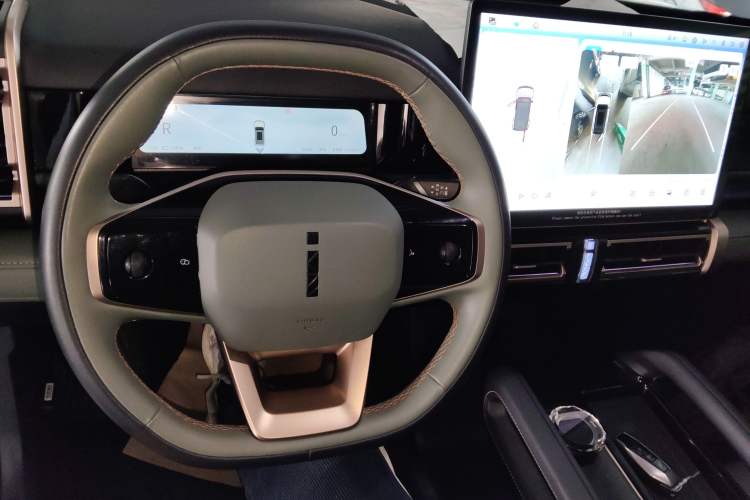 Used iCAR 03 2024 472km Four-Wheel Drive Long-Range Intelligent Advanced Version