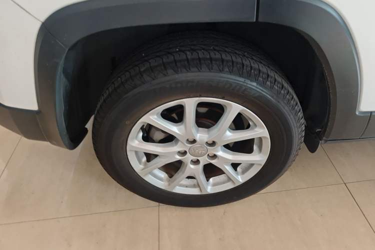 Used Jeep Cherokee 2016 2.0L Superior Edition
