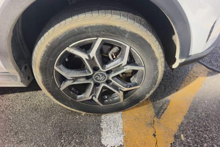 Used BYD Yuan Pro 2021 401 km Deluxe Version Right Front Wheel Hub