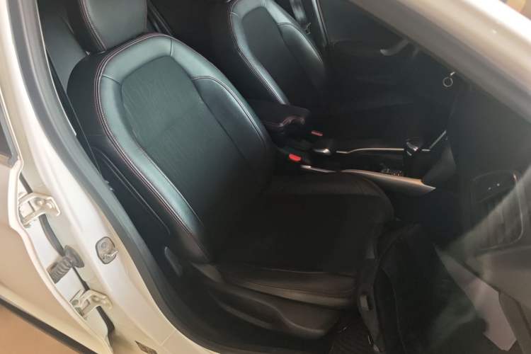 Used Citroen C3-XR 2015 1.6L Automatic Pioneer Model
