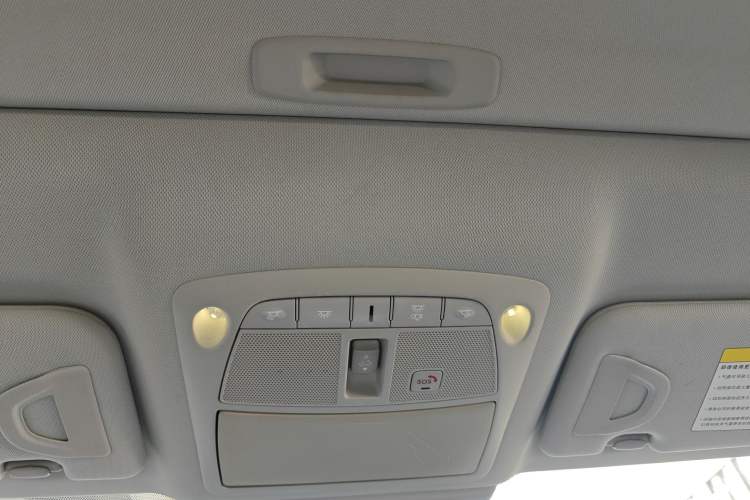 Used Infiniti Q50 2014 2.0T Luxury Edition Headliner