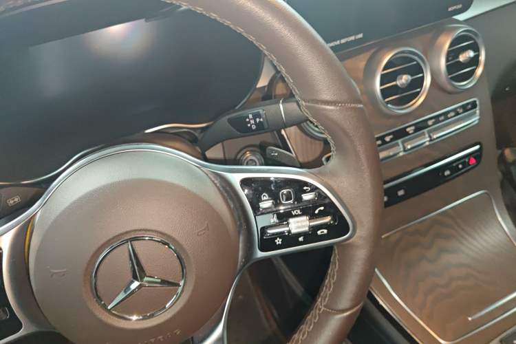 Used Mercedes-Benz GLC 2022 Refreshed GLC 300 L 4MATIC Dynamic Edition Prestige Version Gear Lever