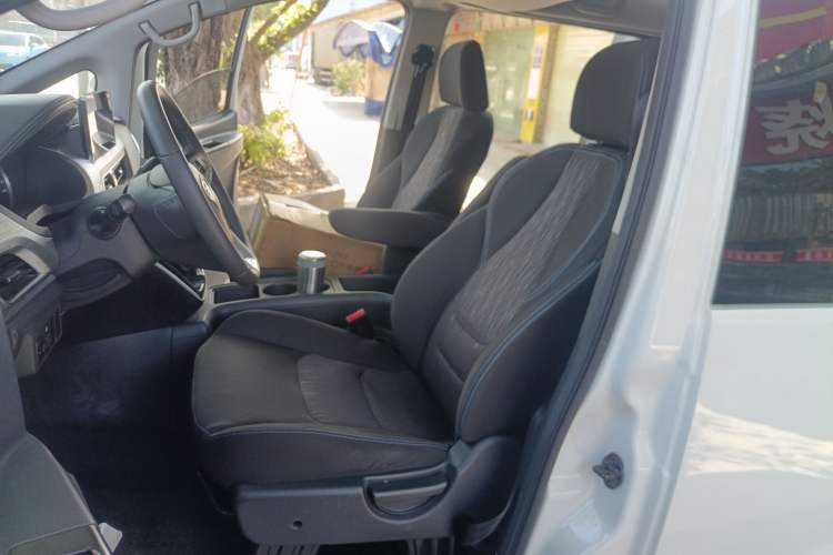 Used JAC Refine M3 2024 PLUS 2.0L HEV Elite Edition Left Front Seat