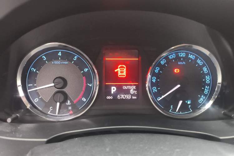 Used Toyota Corolla 2014 1.6L CVT GL-i
