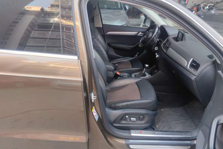 Used Audi Q3 2016 30 TFSI Fashion Model Right Front Seat