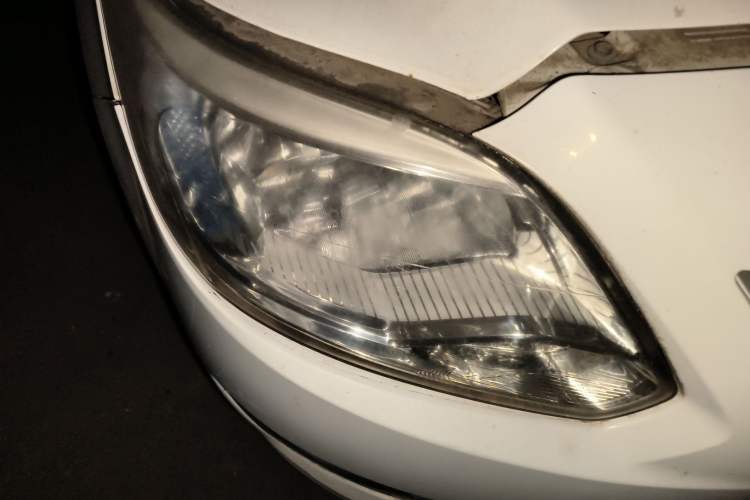 Used Changan Alsvin V3 2012 1.3L Manual Luxury Version China IV Standard