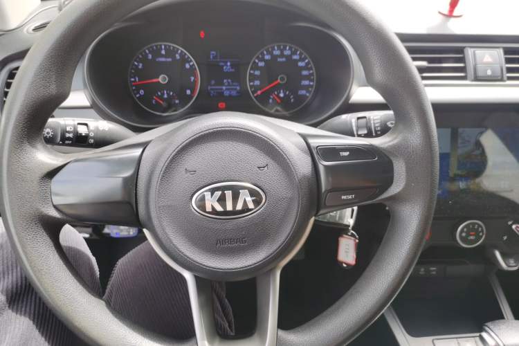 Used Kia K2 2019 Sedan 1.4L Automatic Transmission 15th Anniversary Special Edition GLS China VI Standard
