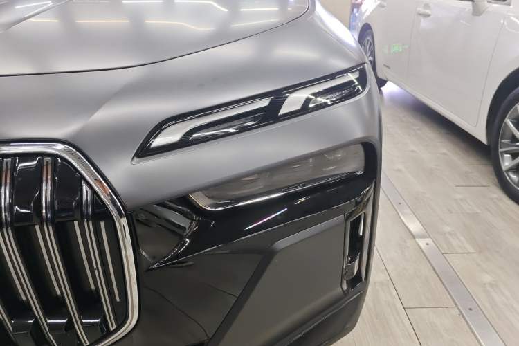 Used BMW 7 Series 2023 735Li M Sport Package Left Front Headlight