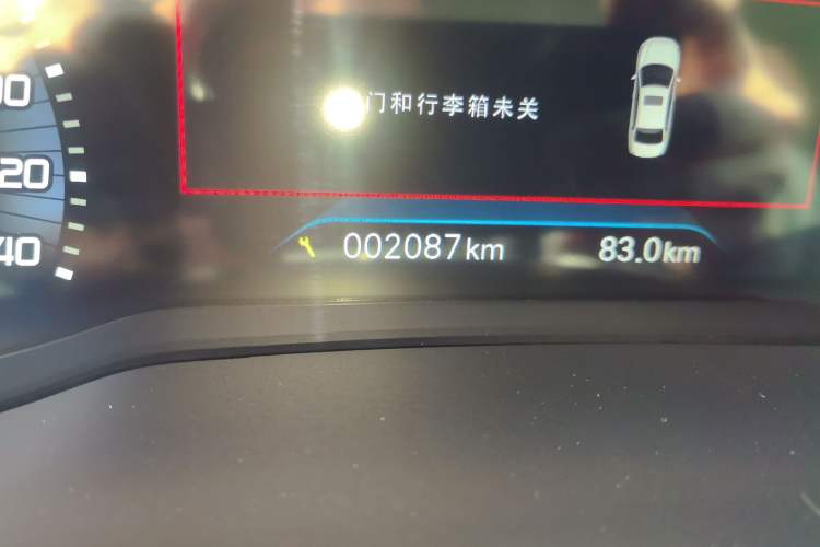 Used Peugeot 408 2022 1.6T Light-Chasing Edition Odometer Close Up