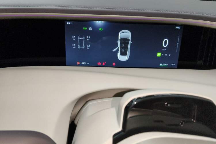 Used Avatr 11 2024 630 Rear-Wheel Drive Edition with Three Lasers Instrument Cluster