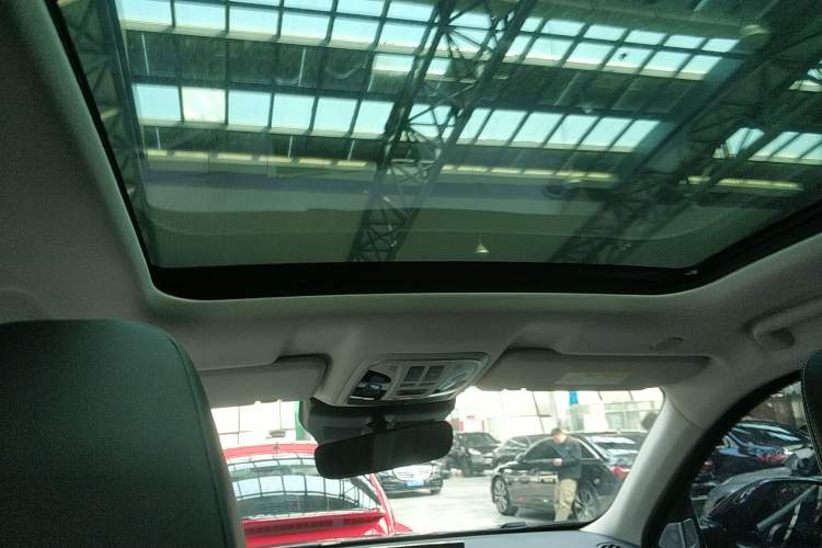 Used Wey VV6 2021 2.0T Two-Wheel Drive Smart Plus
