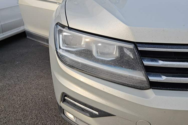 Used Volkswagen Tiguan L 2017 330TSI Automatic Two-Wheel Drive Luxury Edition