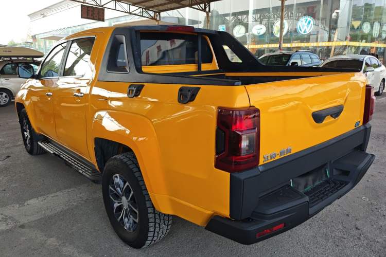 Used JMC Yuhu EV 2022 4x2 LX JX1032PSEF5BEV Exterior 2