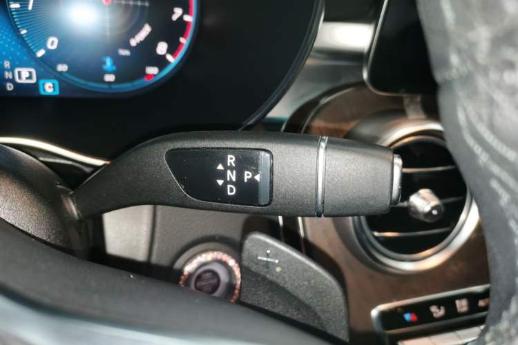 Used Mercedes-Benz GLC 2021 GLC 260 L 4MATIC Luxury Model Gear Lever