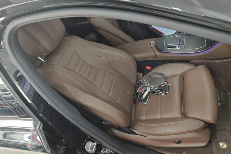 Used Mercedes-Benz E-Class 2023 Restyled E 260 L Sport Edition Right Front Seat