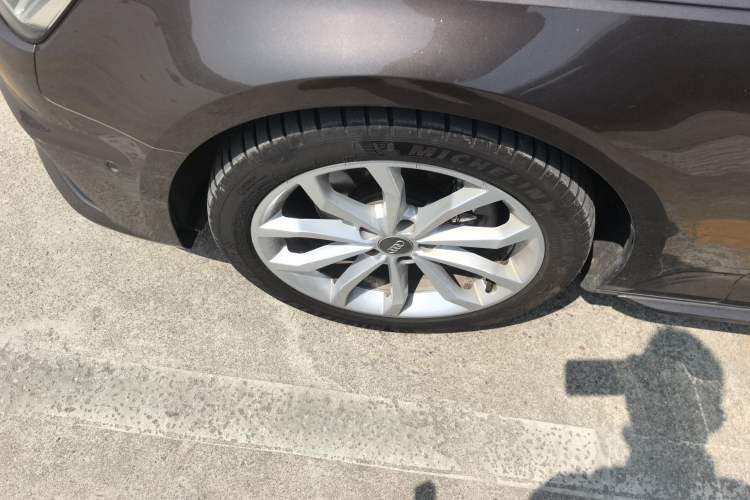 Used Audi A4L 2019 40 TFSI Fashion Version China V