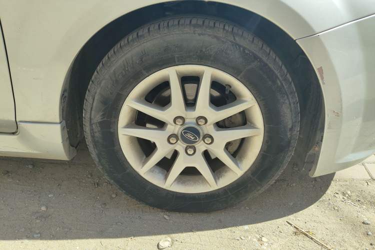 Used Ford Focus 2011 Hatchback 1.8L Manual Classic Model
