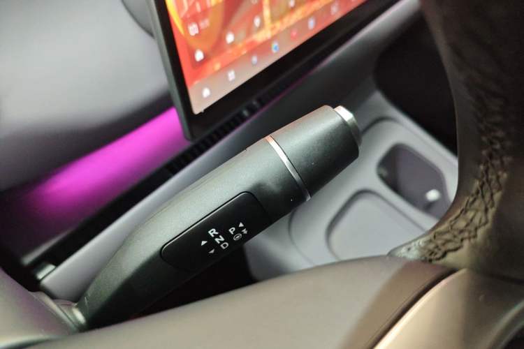 Used Leapmotor C10 2024 530 Smart Edition Gear Lever