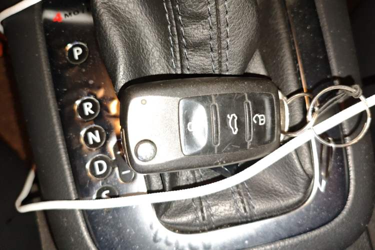 Used Volkswagen Tiguan 2012 2.0 TSI Automatic All-Wheel Drive Flagship Edition Vehicle Key