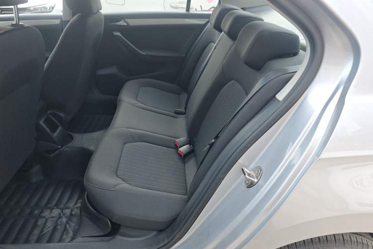 Used Volkswagen Jetta 2015 Value Edition 1.6L Automatic Comfort Version