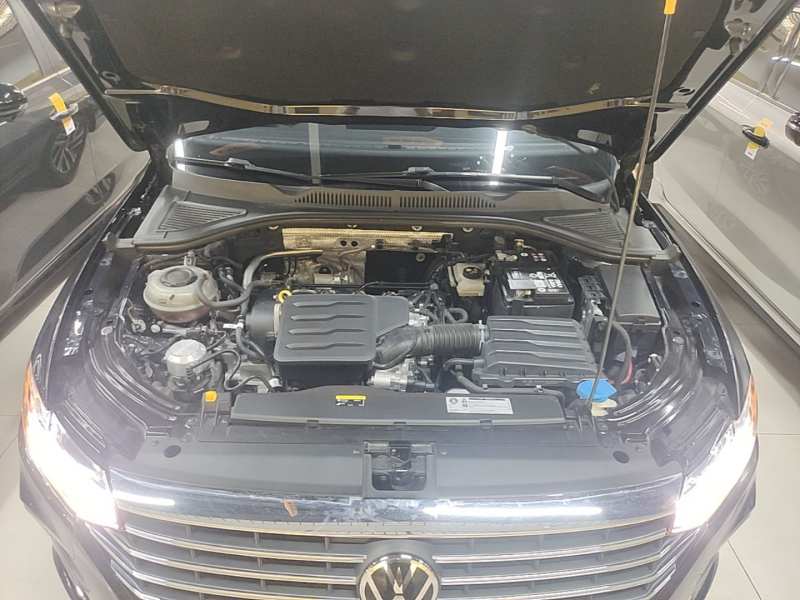 Used Volkswagen Lavida 2024 1.5L Automatic 5 Million Edition — 19