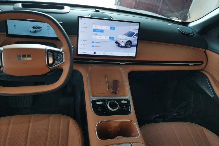 Used Geely Galaxy Galaxy Xingjian 7 EM-i 2025 120km Flagship Edition