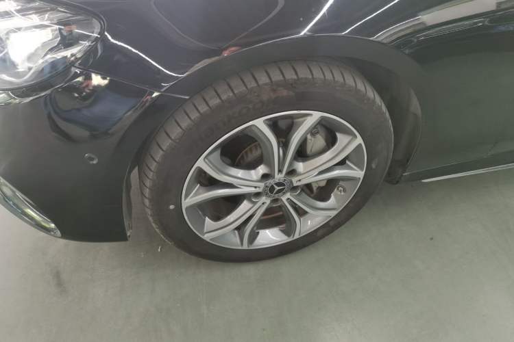 Used Mercedes-Benz E-Class 2020 E 300 L Sporty and Stylish Model