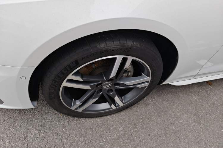 Used Audi A4L 2020 40 TFSI Luxury Dynamic Model