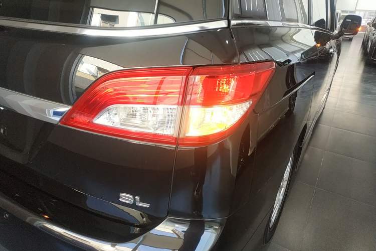 Used Nissan Quest 2012 3.5L SL