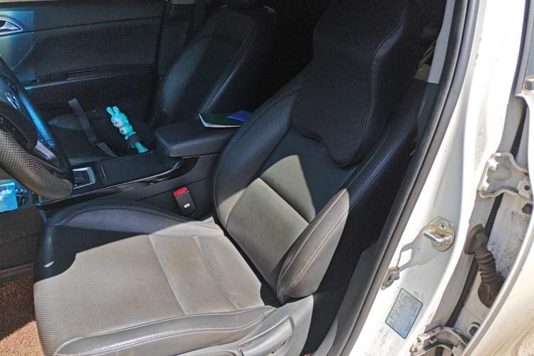 Used Hyundai Mistra 2014 1.8L Automatic Smart GLS
